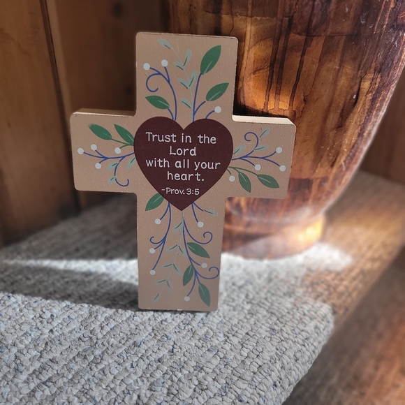 NWT Trust Scripture Wooden Cross Decor - Picture 2 of 2